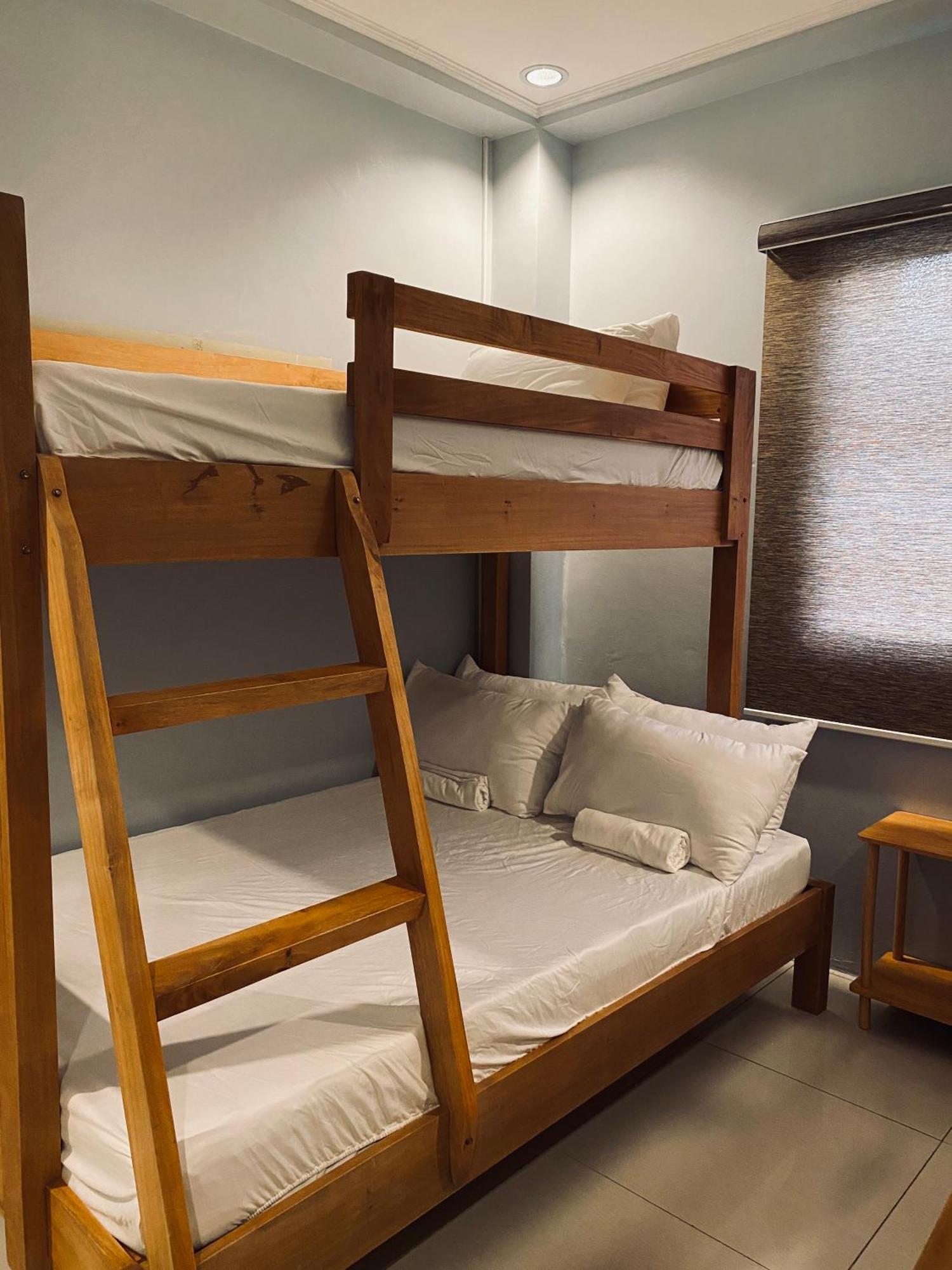 Lakayo Hillside Apartelle San Juan  Buitenkant foto
