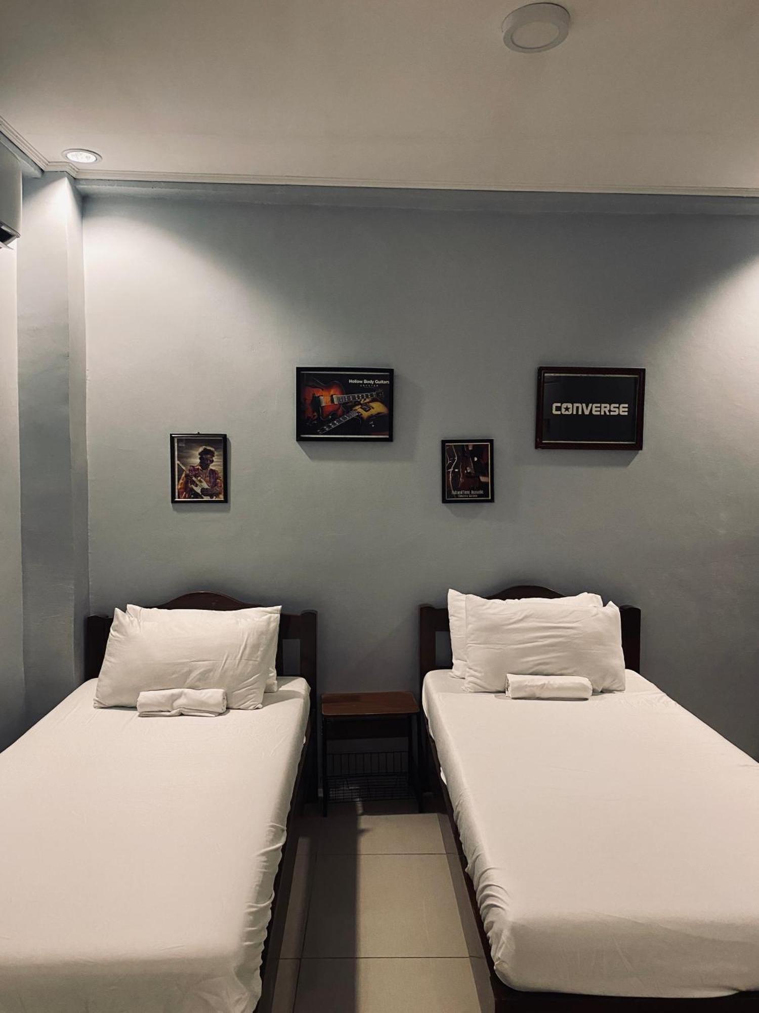 Lakayo Hillside Apartelle San Juan  Buitenkant foto