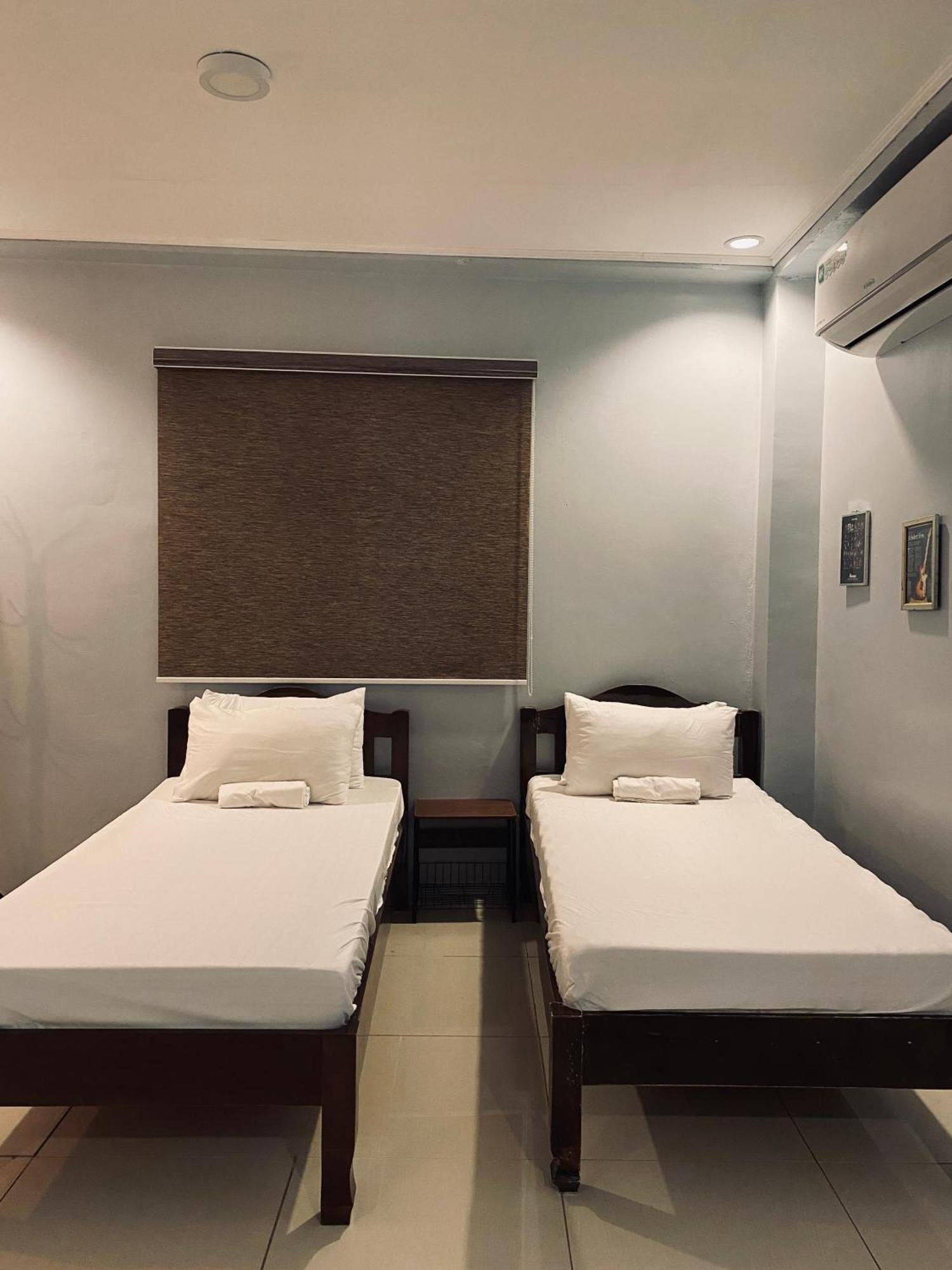 Lakayo Hillside Apartelle San Juan  Buitenkant foto